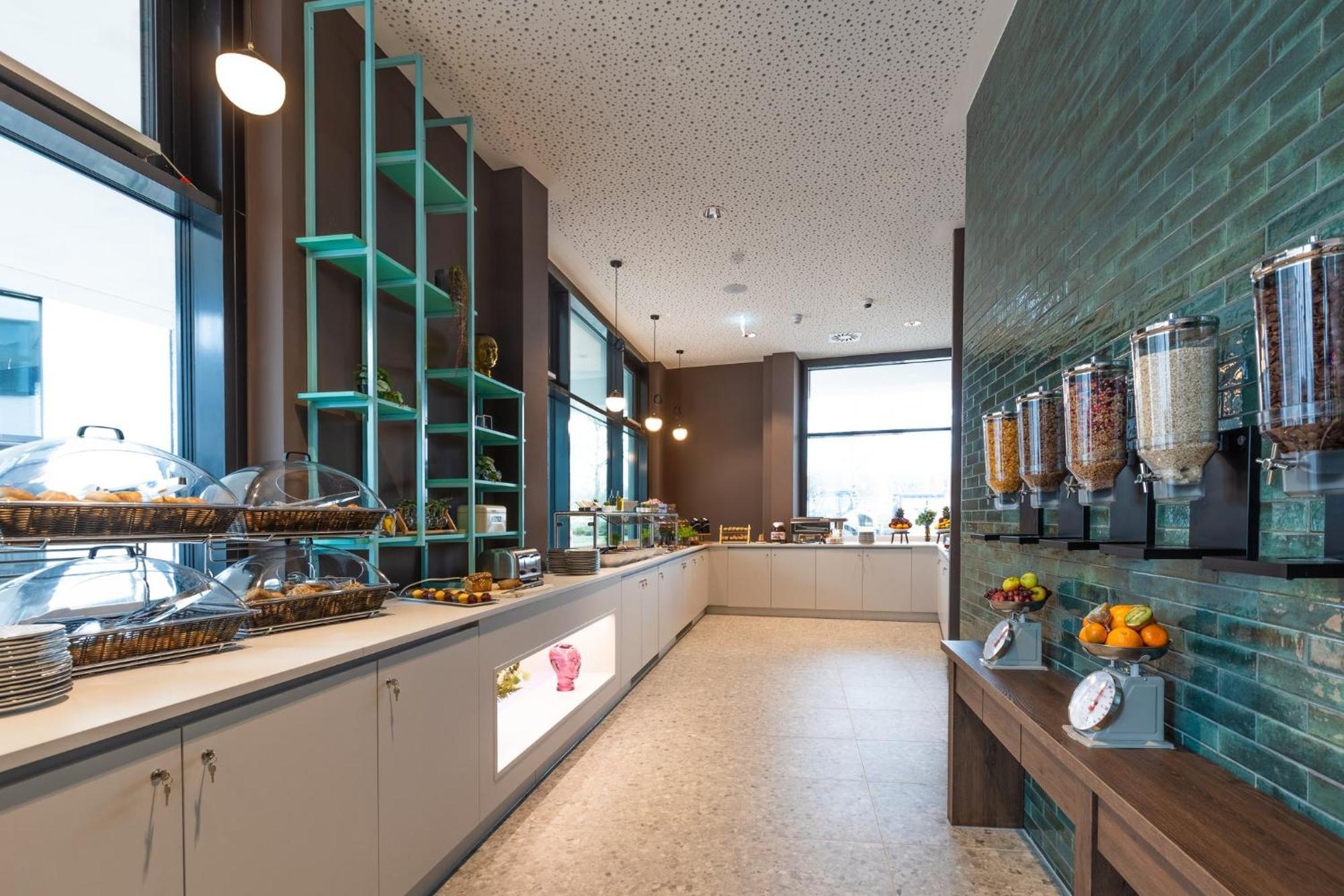 Holiday Inn-The Niu, Wave Karlsruhe Oststadt By Ihg Exterior photo